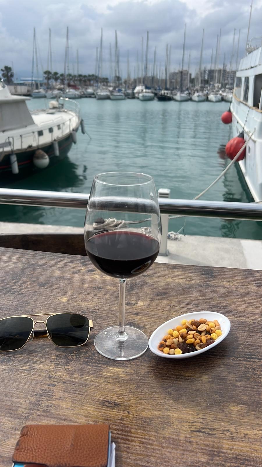 Wine by the harbour